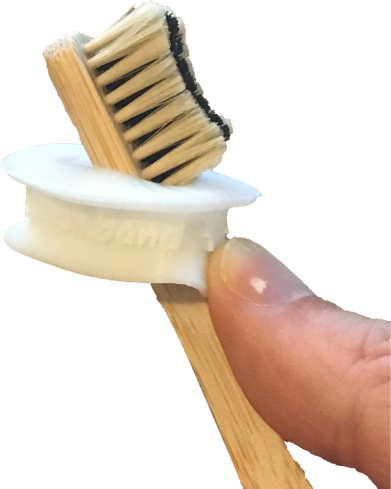 bamboo-toothbrush-and-Thumb
